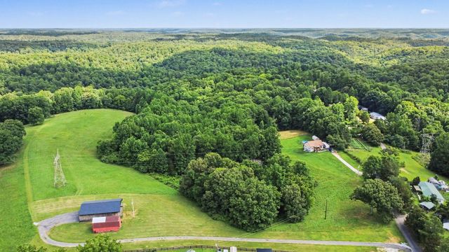 609 Stacey Rd, White Bluff, TN 37187