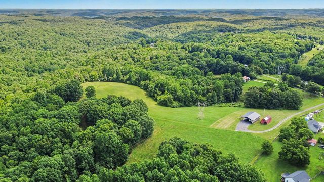 609 Stacey Rd, White Bluff, TN 37187