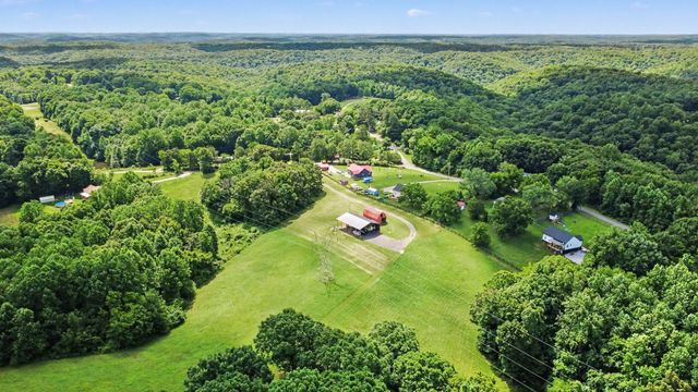609 Stacey Rd, White Bluff, TN 37187