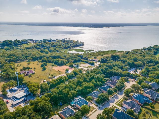 10106 Birdie Court, Rowlett, TX 75089