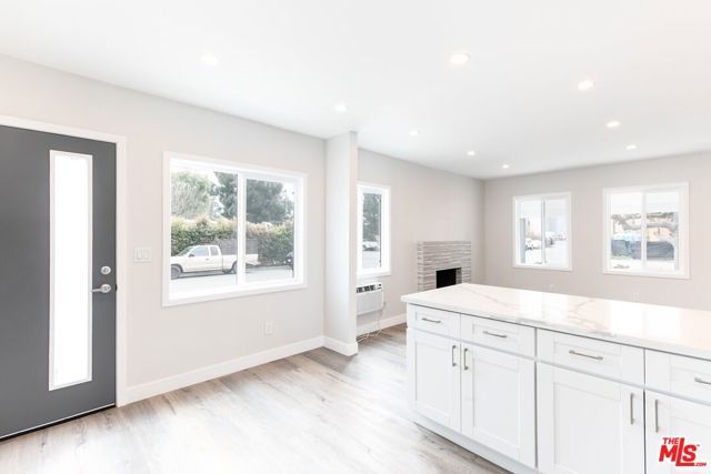 3872 Bentley Avenue, Culver City, CA 90232