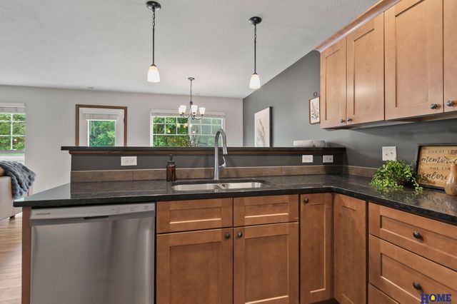 8162 Broken Ridge Drive, Lincoln, NE 68526