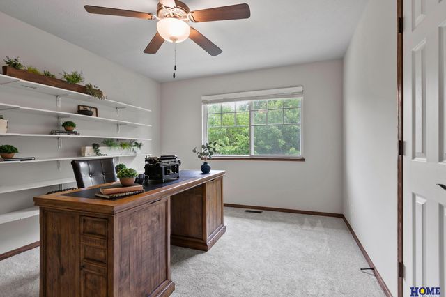 8162 Broken Ridge Drive, Lincoln, NE 68526