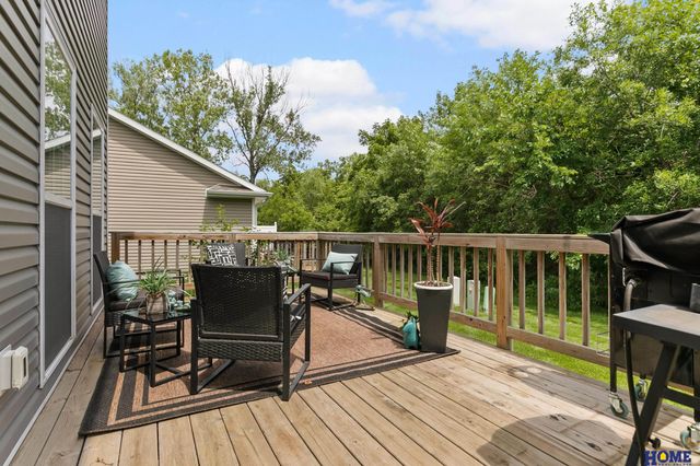 8162 Broken Ridge Drive, Lincoln, NE 68526