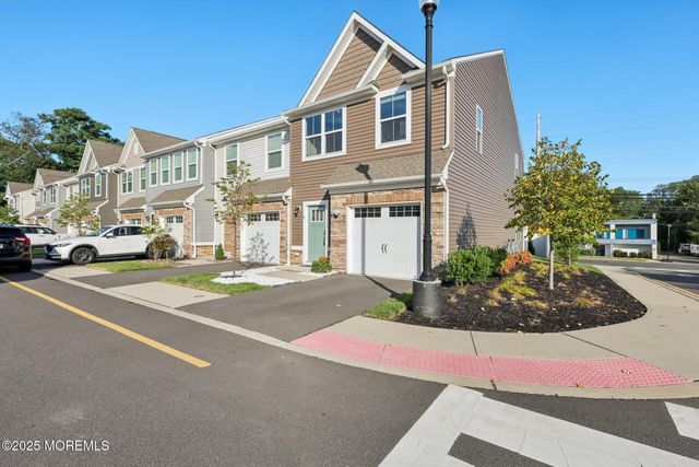 10 Athens Way, Cliffwood, NJ 07721