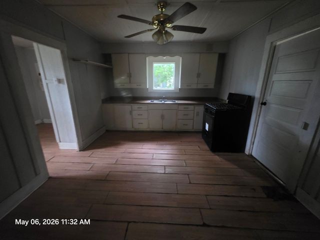 1903 N Main Street, Bonham, TX 75418