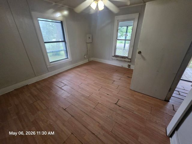 1903 N Main Street, Bonham, TX 75418
