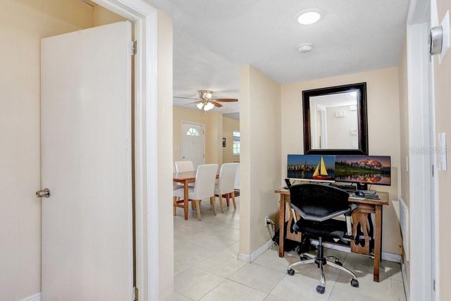 3214 W ROGERS AVENUE, Tampa, FL 33611