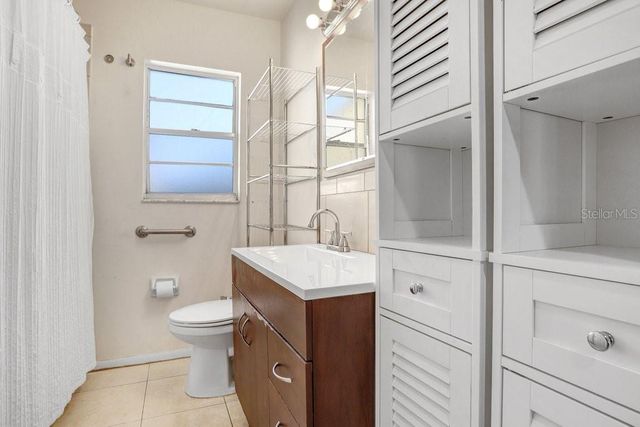 3214 W ROGERS AVENUE, Tampa, FL 33611