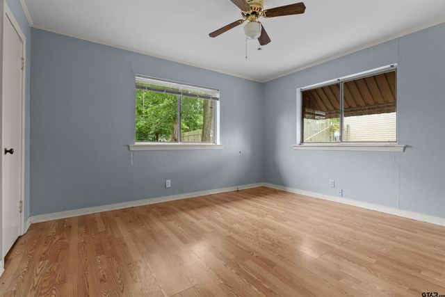 1118 S Fleishel Avenue, Tyler, TX 75701