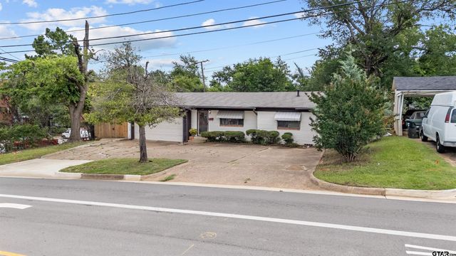 1118 S Fleishel Avenue, Tyler, TX 75701