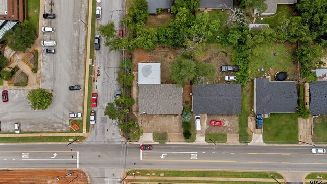 1118 S Fleishel Avenue, Tyler, TX 75701