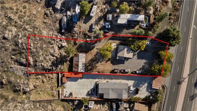 32476 W State Highway 74, Hemet, CA 92545