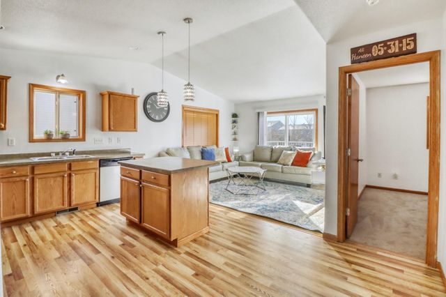 1503 34th Avenue S, Moorhead, MN 56560