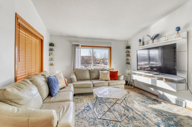 1503 34th Avenue S, Moorhead, MN 56560