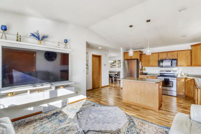 1503 34th Avenue S, Moorhead, MN 56560