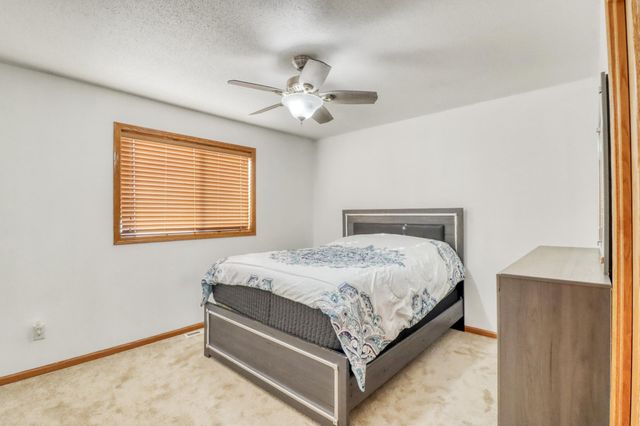 1503 34th Avenue S, Moorhead, MN 56560