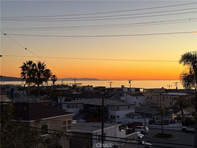 2125 Manhattan, Hermosa Beach, CA 90254