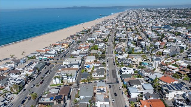2125 Manhattan, Hermosa Beach, CA 90254