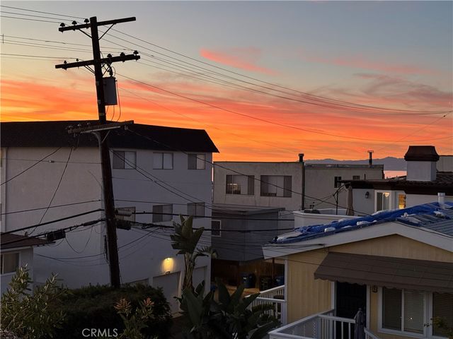 2125 Manhattan, Hermosa Beach, CA 90254