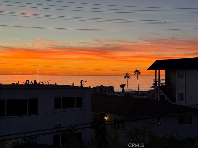 2125 Manhattan, Hermosa Beach, CA 90254
