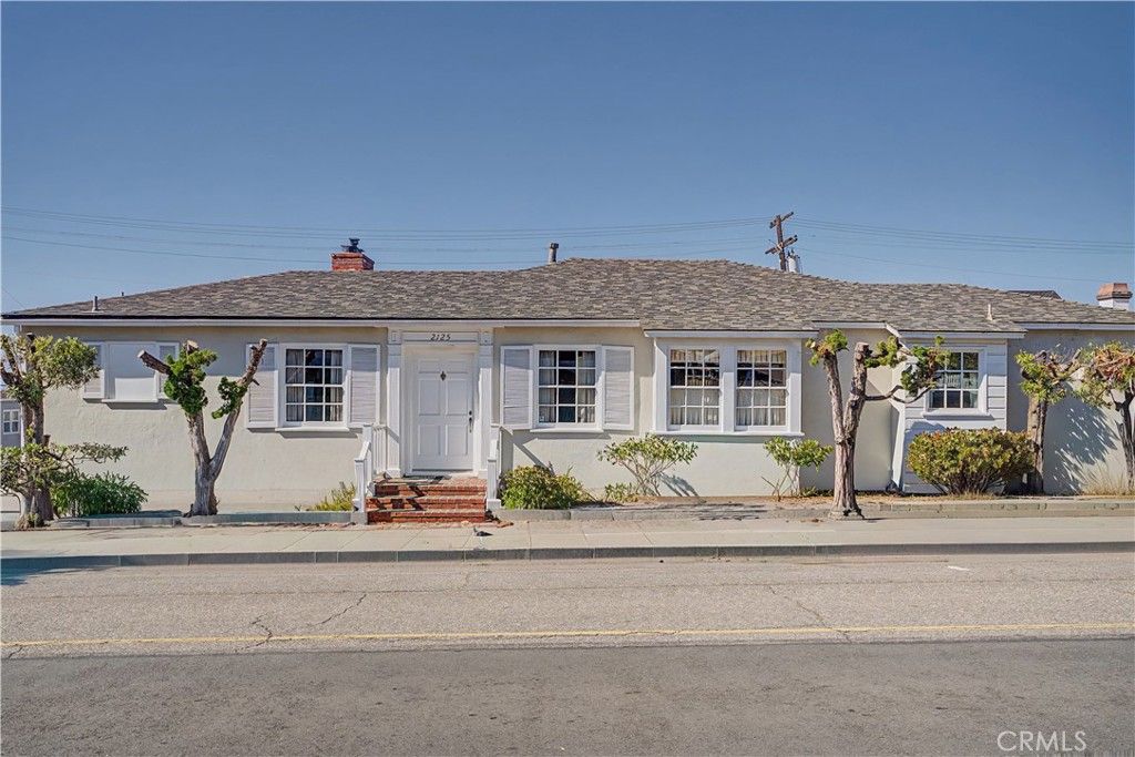2125 Manhattan, Hermosa Beach, CA 90254