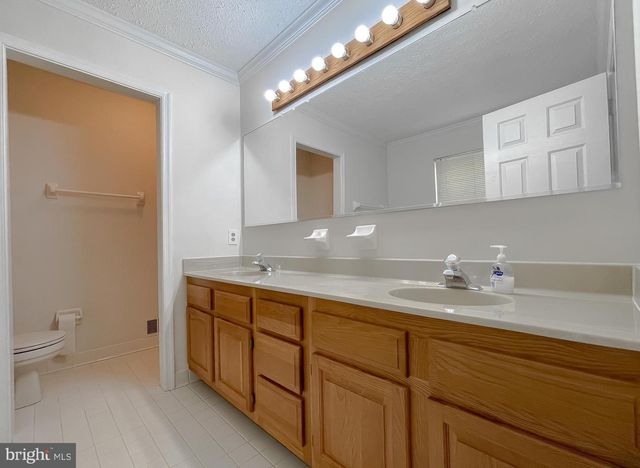 2111 COUNTRY PINES CT, Waldorf, MD 20601