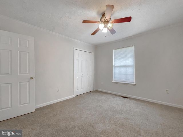 2111 COUNTRY PINES CT, Waldorf, MD 20601