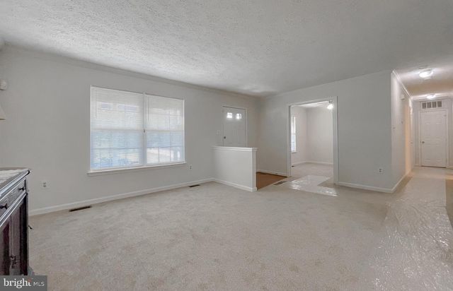 2111 COUNTRY PINES CT, Waldorf, MD 20601