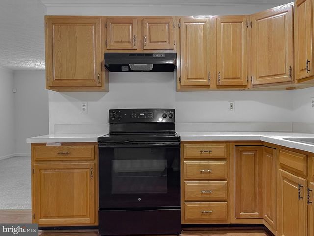 2111 COUNTRY PINES CT, Waldorf, MD 20601