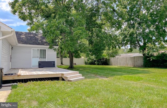2111 COUNTRY PINES CT, Waldorf, MD 20601