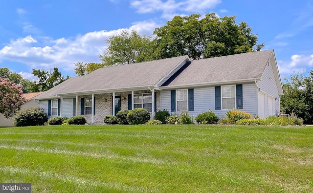 2111 COUNTRY PINES CT, Waldorf, MD 20601