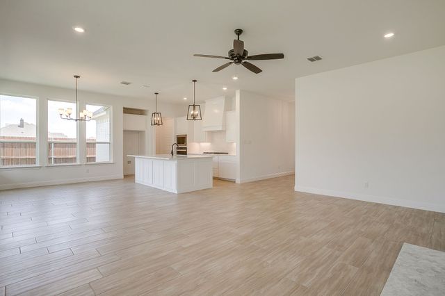 6926 Trail Rock Drive, Benbrook, TX 76126
