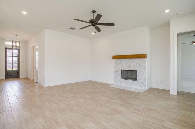 6926 Trail Rock Drive, Benbrook, TX 76126