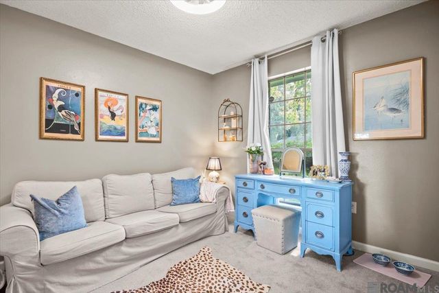 26811 Pen Dr, Walker, LA 70785