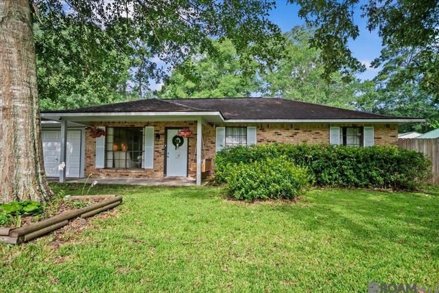 26811 Pen Dr, Walker, LA 70785