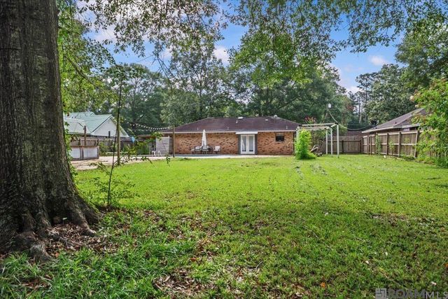 26811 Pen Dr, Walker, LA 70785