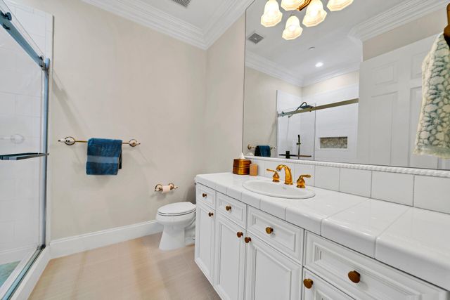 602 Harbor Boulevard UNIT 302, Destin, FL 32541