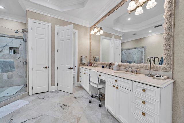 602 Harbor Boulevard UNIT 302, Destin, FL 32541