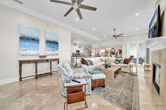 602 Harbor Boulevard UNIT 302, Destin, FL 32541