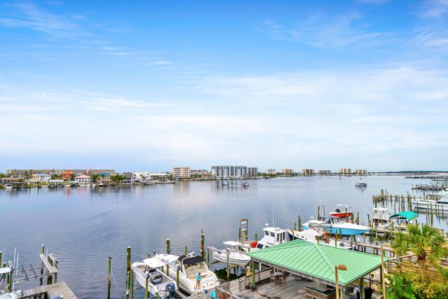 602 Harbor Boulevard UNIT 302, Destin, FL 32541