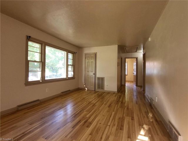 725 Cliffside Avenue, High Point, NC 27260