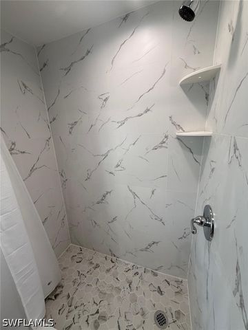 5317 Fleming ST, Naples, FL 34113