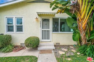 1542 Harvard Street A, Santa Monica, CA 90404