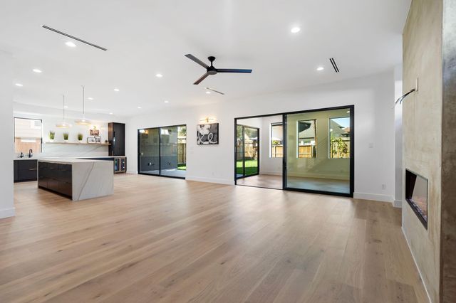 1226 Du Barry Lane, Houston, TX 77018