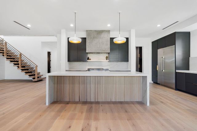 1226 Du Barry Lane, Houston, TX 77018