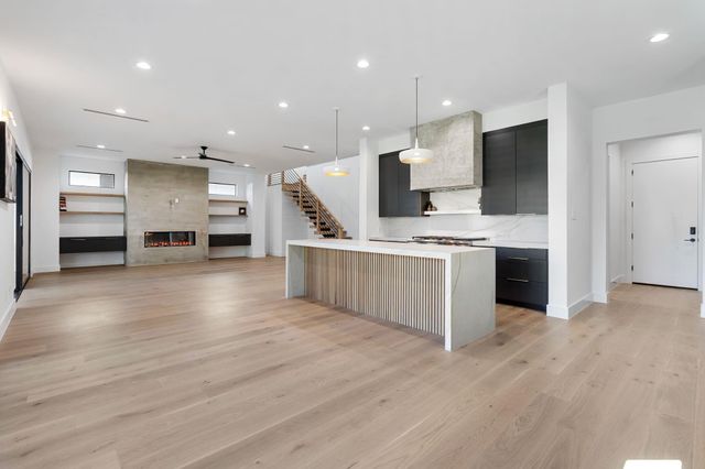 1226 Du Barry Lane, Houston, TX 77018