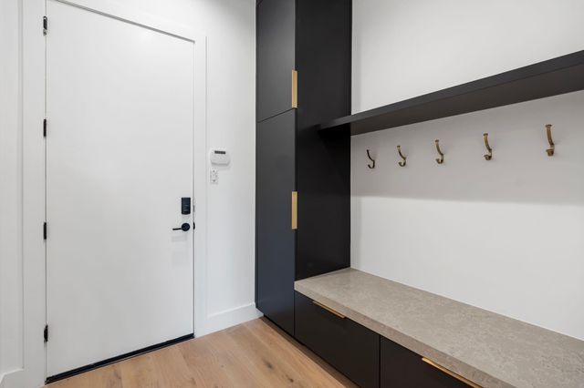 1226 Du Barry Lane, Houston, TX 77018