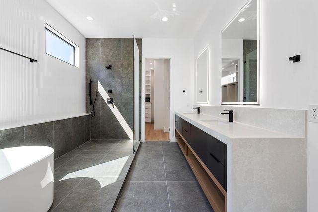 1226 Du Barry Lane, Houston, TX 77018