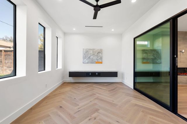 1226 Du Barry Lane, Houston, TX 77018